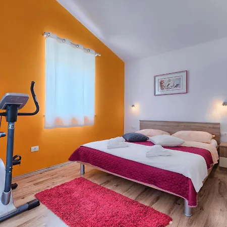 Prázdninový dům Goldi By Interhome Mednjan